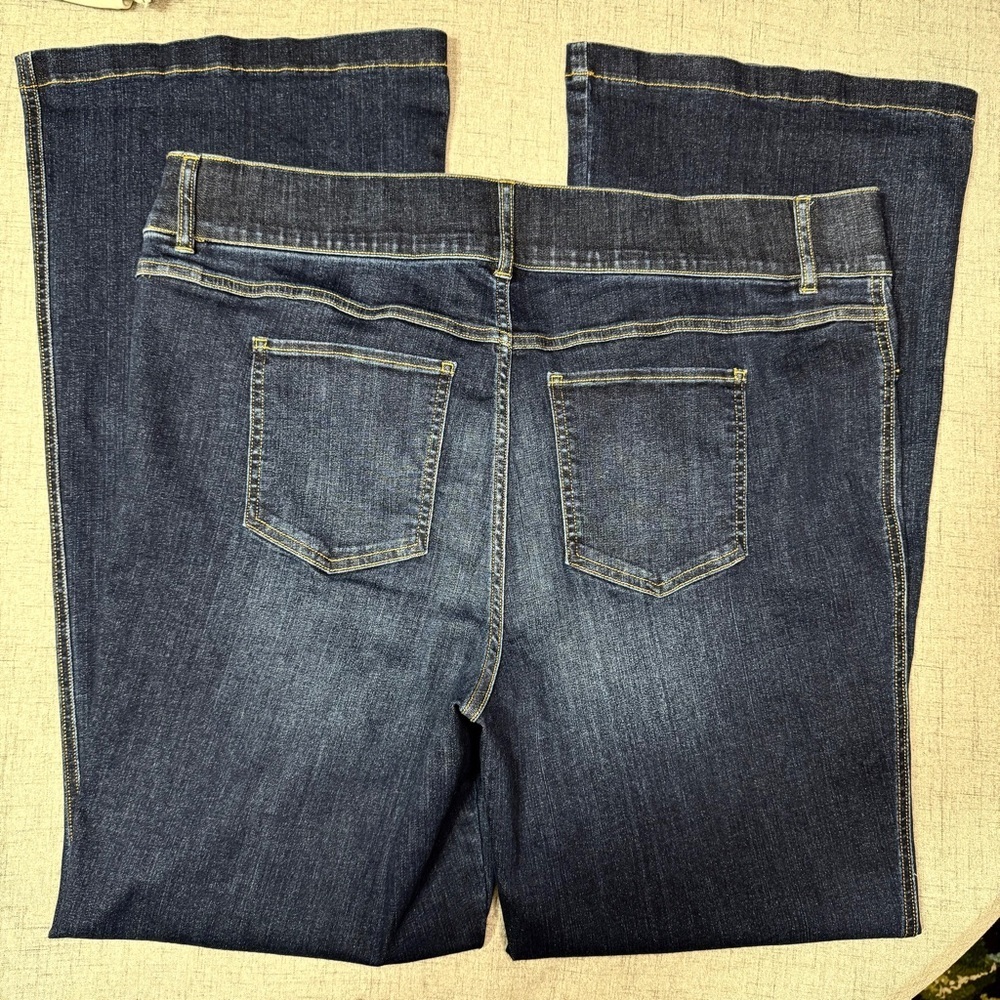 Spanx High Rise Flare Jeans Midnight Shade Shaping Slimming Pull On Size 3X - Picture 11 of 13